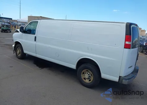 2018 Chevrolet Express 2500 Work Van from USA, damaged, VIN 1GCWGBFG4J1174901